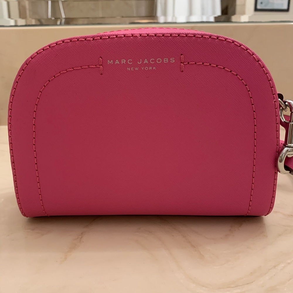 Marc Jacobs crossbody purse